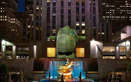 JeffKoons SplitRocker web horizontal