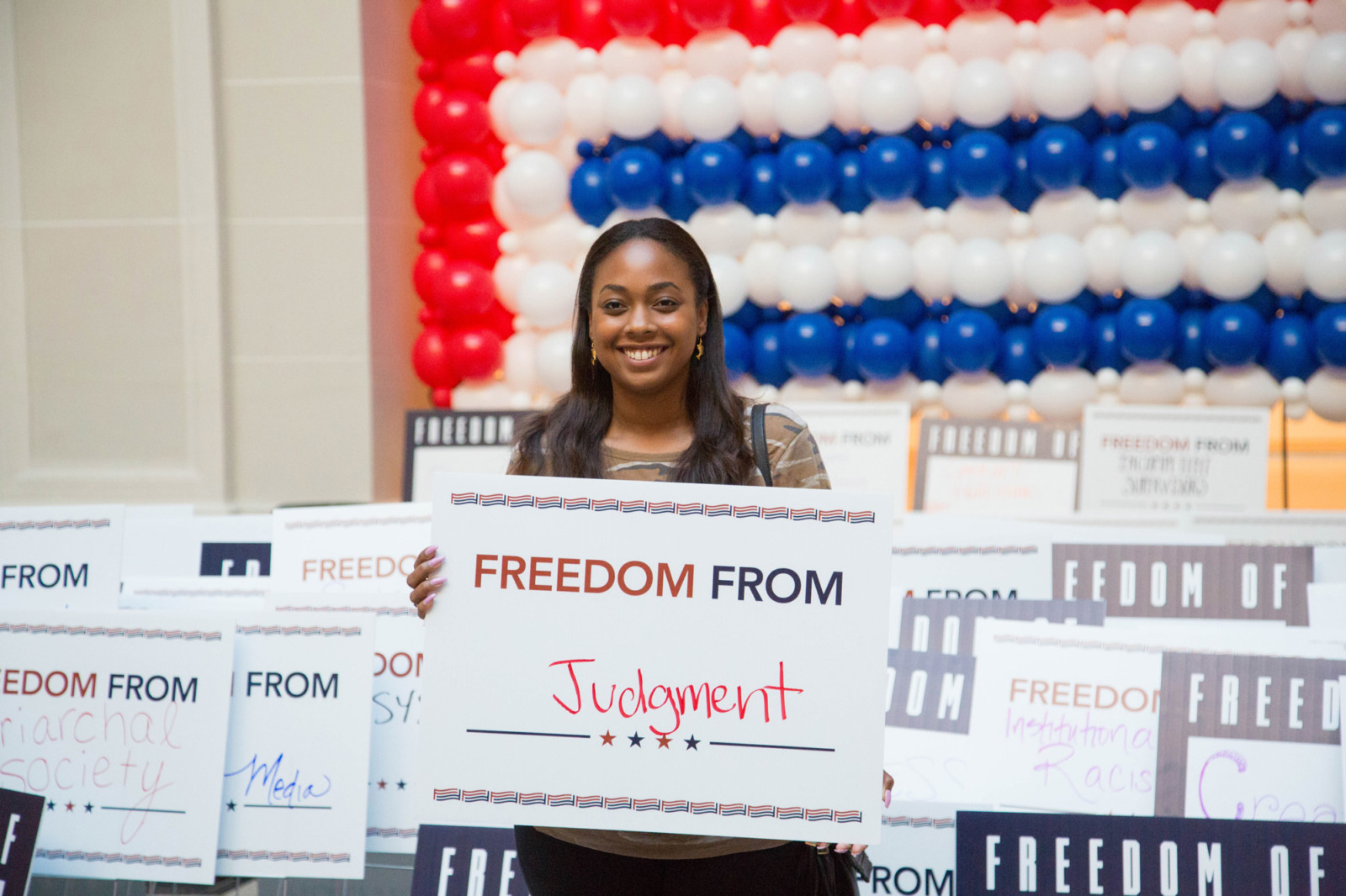 web NY Brooklyn Museum For Freedoms lawn sign activation 2016